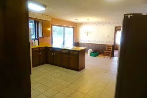 129 Pinecrest Dr, Gaffney, SC 29341 photo 6