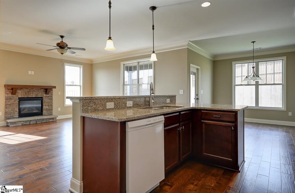603 Ladowick Ct, Moore, SC 29369 photo 4