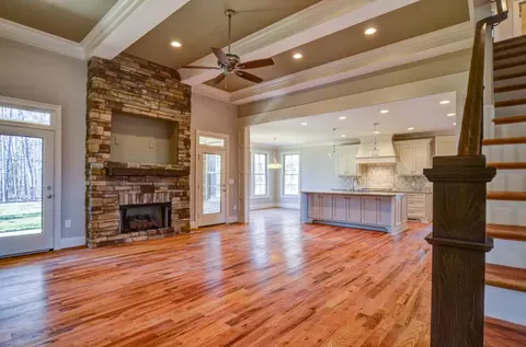 207 N Monterey Dr, Moore, SC 29369 photo 3