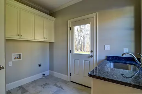 207 N Monterey Dr, Moore, SC 29369 photo 9