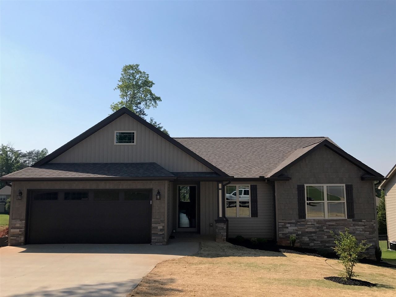 106 Hamlet Ct, Moore, SC 29369 photo 1