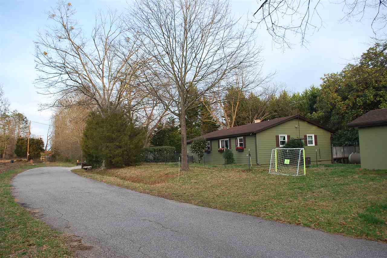 116 Quail Dr, Moore, SC 29369 photo 2
