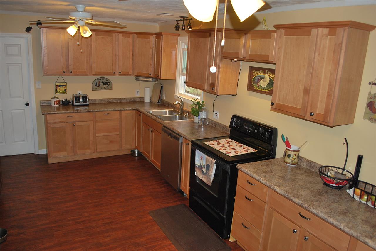 116 Quail Dr, Moore, SC 29369 photo 3