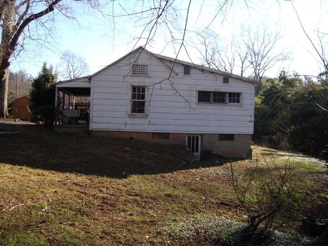 226 Capps Rd, Tryon, NC 28782 photo 12