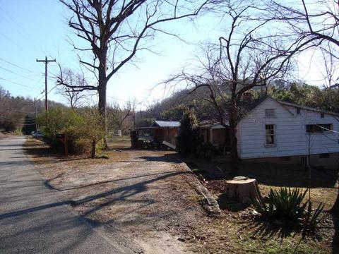 226 Capps Rd, Tryon, NC 28782 photo 1
