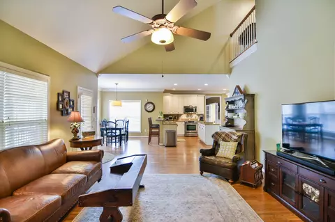3 E Spindletree Way, Greer, SC 29650 photo 12