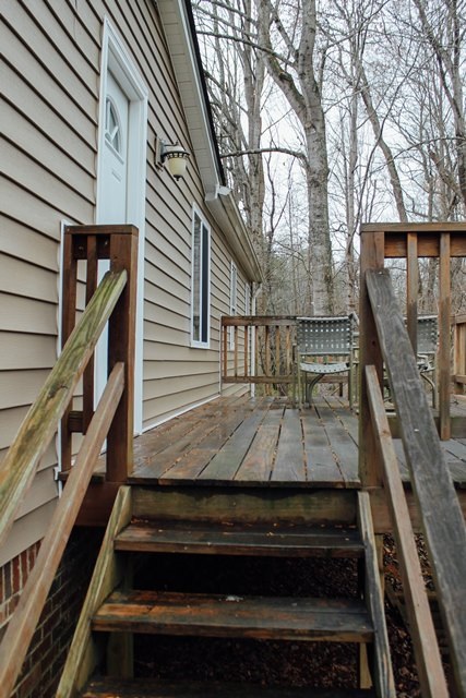 95 Hampton Rd, Lyman, SC 29365 photo 2