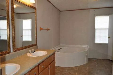 439 Rabbit Moffitt Rd, Chesnee, SC 29323 photo 17
