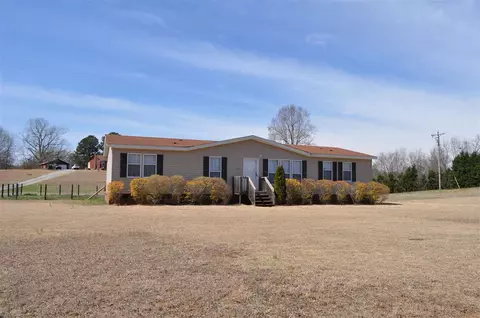 439 Rabbit Moffitt Rd, Chesnee, SC 29323 photo 1