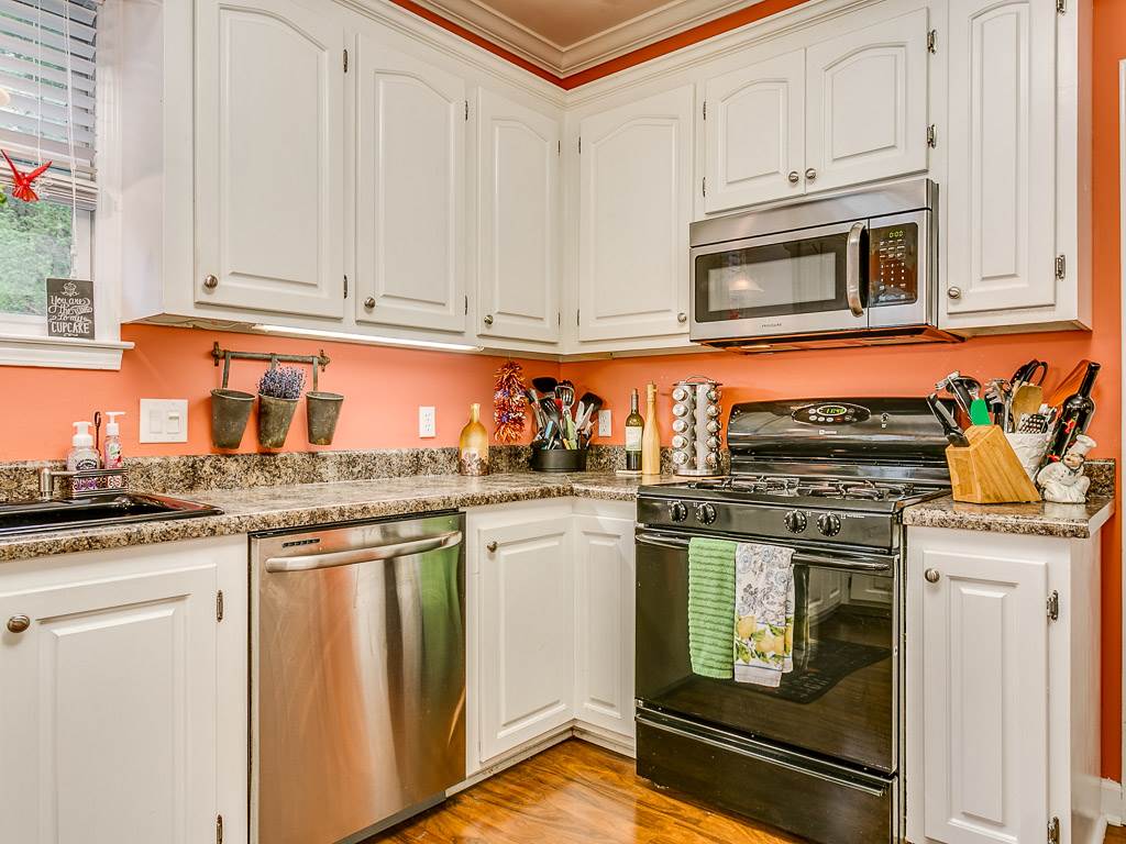 206 Old Colony Ln, Moore, SC 29369 photo 8