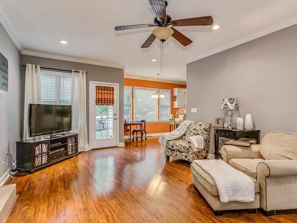 206 Old Colony Ln, Moore, SC 29369 photo 5