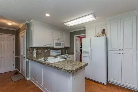 246 E Autumn Ridge Rd, Moore, SC 29369 photo 9