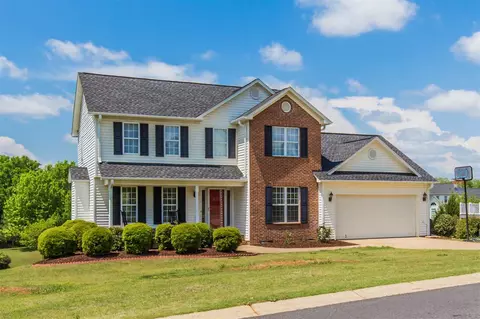 246 E Autumn Ridge Rd, Moore, SC 29369 photo 2
