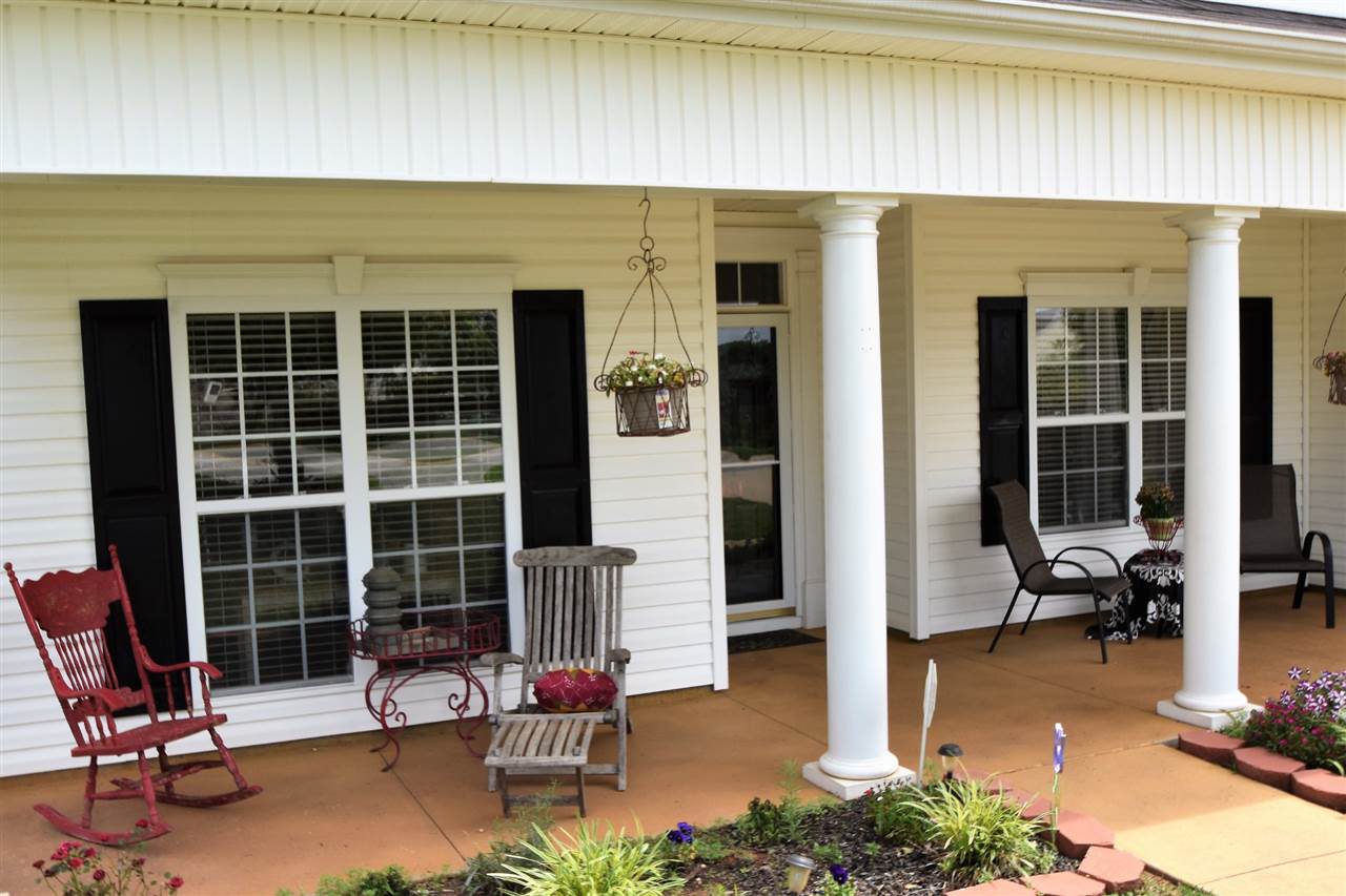 561 Smoothstone, Duncan, SC 29334 photo 2