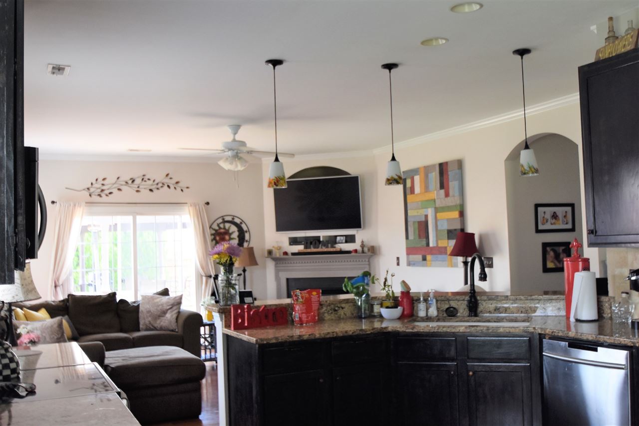 561 Smoothstone, Duncan, SC 29334 photo 5