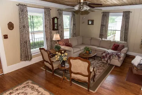 43 N Main St, Startex, SC 29377 photo 11