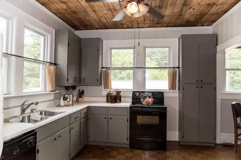 43 N Main St, Startex, SC 29377 photo 7