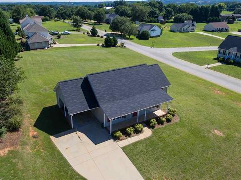 402 Mcfall Ct, Moore, SC 29369 photo 3