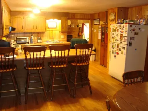 1057 Capps Rd, Tryon, NC 28782 photo 3