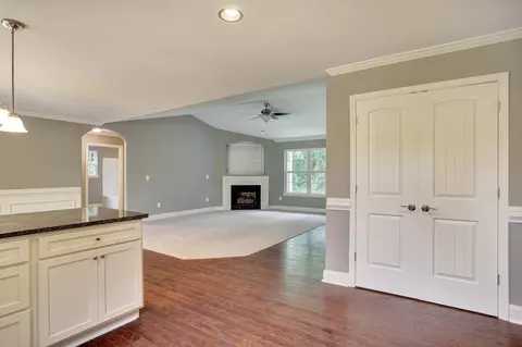 540 Brashears Rd, Campobello, SC 29322 photo 11