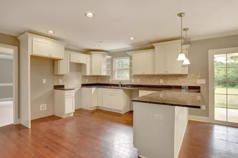 540 Brashears Rd, Campobello, SC 29322 photo 8