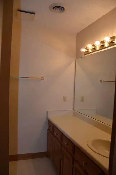 216 Pinegate Dr, Union, SC 29379 photo 8