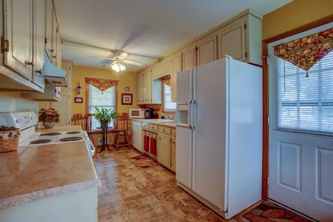 107 Cotswold Ave, Moore, SC 29369 photo 9