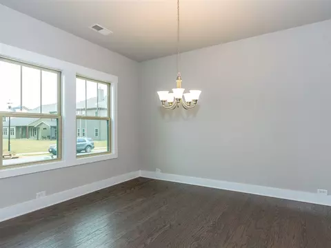 537 Grandon Rd, Greer, SC 29651 photo 3