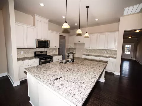 533 Grandon Rd, Greer, SC 29651 photo 10