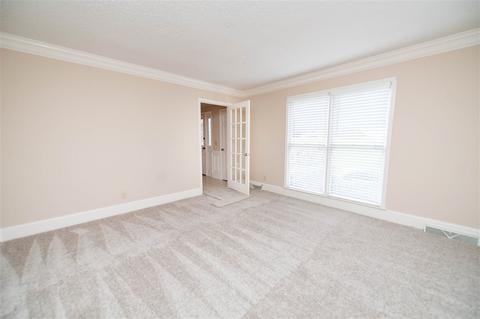 114 S Pointe Ct, Moore, SC 29369 photo 4