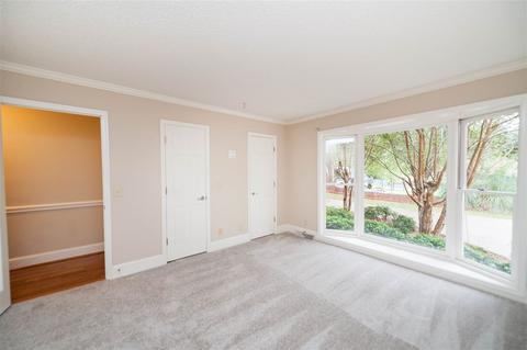 114 S Pointe Ct, Moore, SC 29369 photo 11