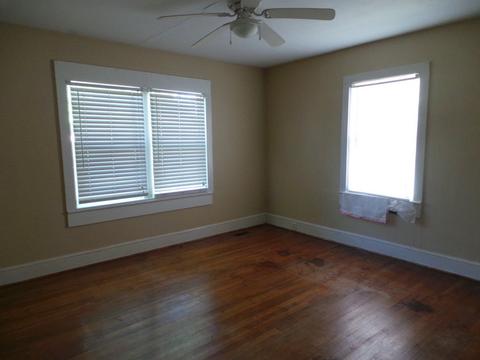 505 E Montgomery St, Gaffney, SC 29340 photo 9
