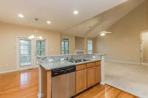 224 Timberleaf Dr, Duncan, SC 29334 photo 6
