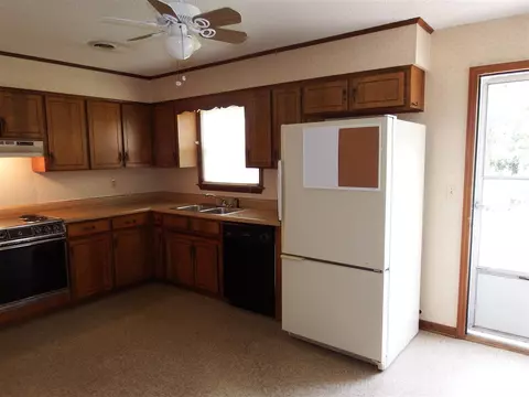 1536 E Blackstock Rd, Moore, SC 29369 photo 6