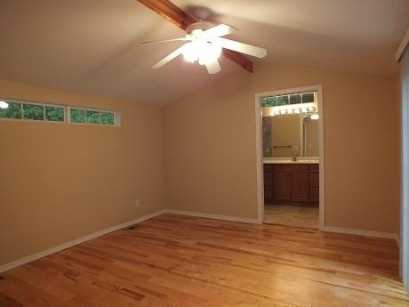 211 Scott Ct, Greer, SC 29651 photo 12