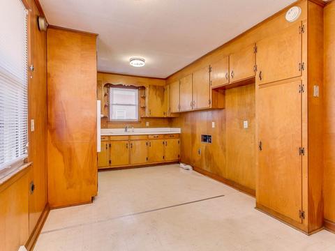 806 E Main St, Duncan, SC 29334 photo 5