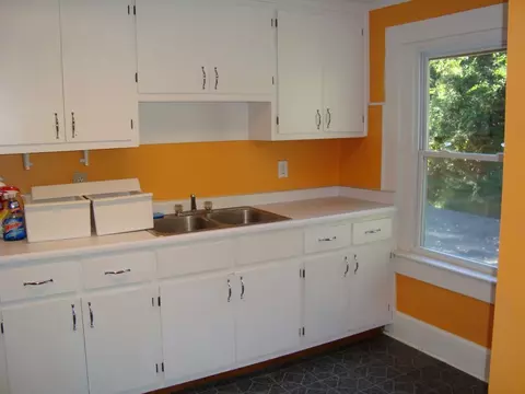 75 Lanier St, Tryon, NC 28782 photo 12