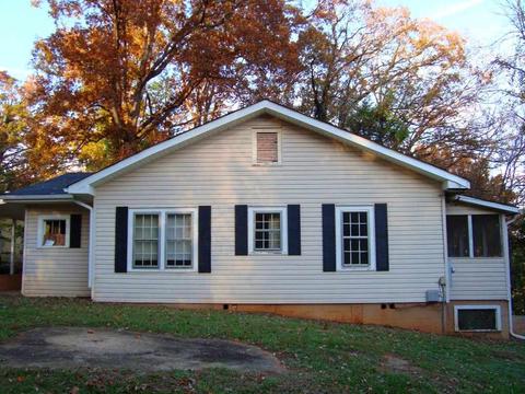 135 Mcdonald St, Tryon, NC 28782 photo 25