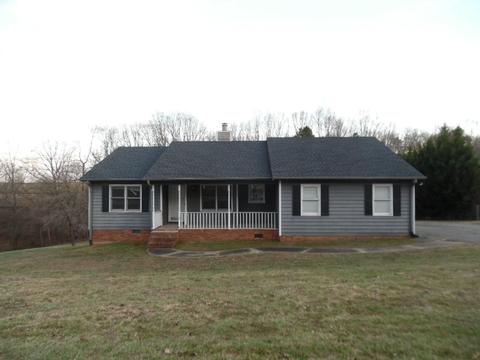 108 Matthews Ct, Moore, SC 29369 photo 1
