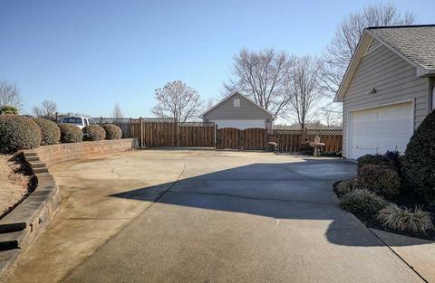 245 E Autumn Ridge Rd, Moore, SC 29369 photo 31