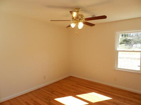 601 Anthony St, Gaffney, SC 29340 photo 9