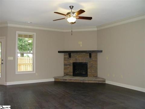 906 Changford Ct, Moore, SC 29369 photo 2