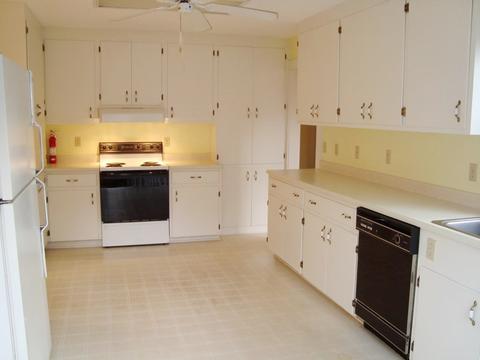 95 Broadway Ave, Tryon, NC 28782 photo 8