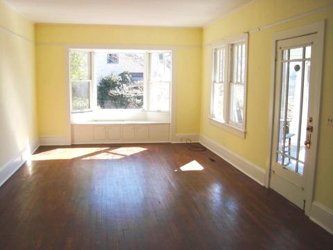 95 Broadway Ave, Tryon, NC 28782 photo 4