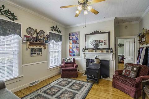 225 Celestial Dr, Greer, SC 29651 photo 4