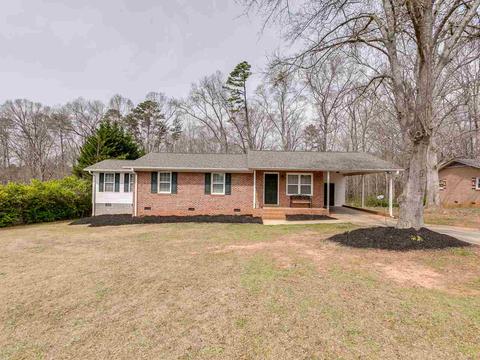 224 Wolfe Rd, Roebuck, SC 29376 photo 1