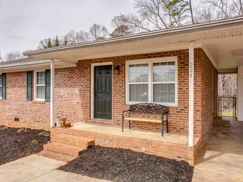224 Wolfe Rd, Roebuck, SC 29376 photo 4