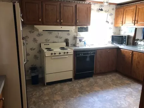339 Hub Greer Rd, Chesnee, SC 29323 photo 8