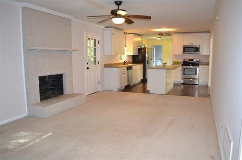 4 Lantern Dr, Greer, SC 29651 photo 2