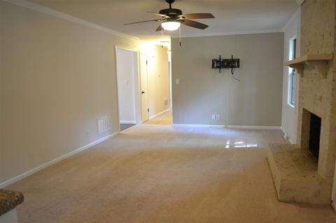 4 Lantern Dr, Greer, SC 29651 photo 3